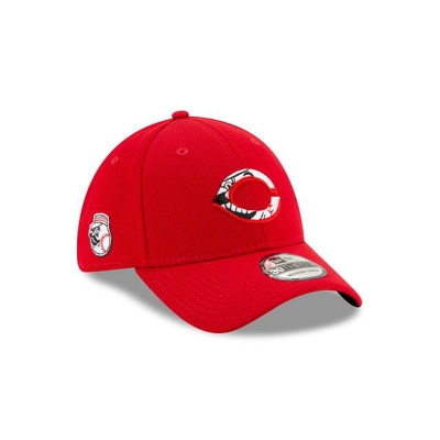 Sapca New Era Cincinnati Reds MLB 2021 Spring Training 39THIRTY Stretch Fit - Rosii